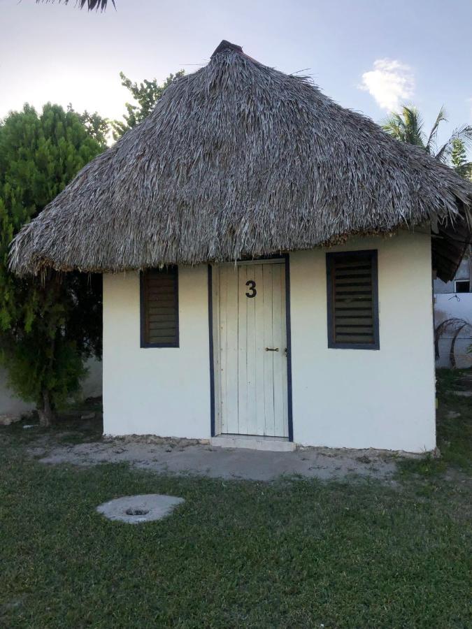 Cabana 7 Leguas, Casa Mama El Cuyo Exterior photo
